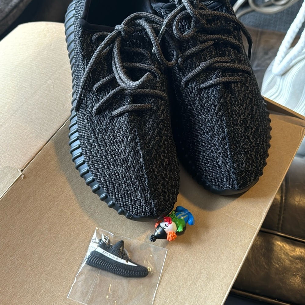 Designer inspired Yeezy boost 350 pirate black on black with box